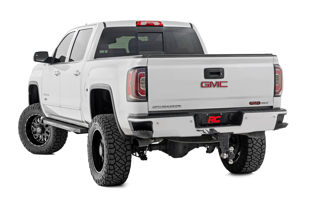 AC2 Running Boards Amber/White Crew Cab Silverado/Sierra 1500 (07-18) Rough Country
