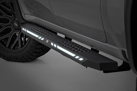 AC2 Running Boards Amber/White Crew Cab Silverado/Sierra 1500/2500HD/3500HD (19-26) Rough Country