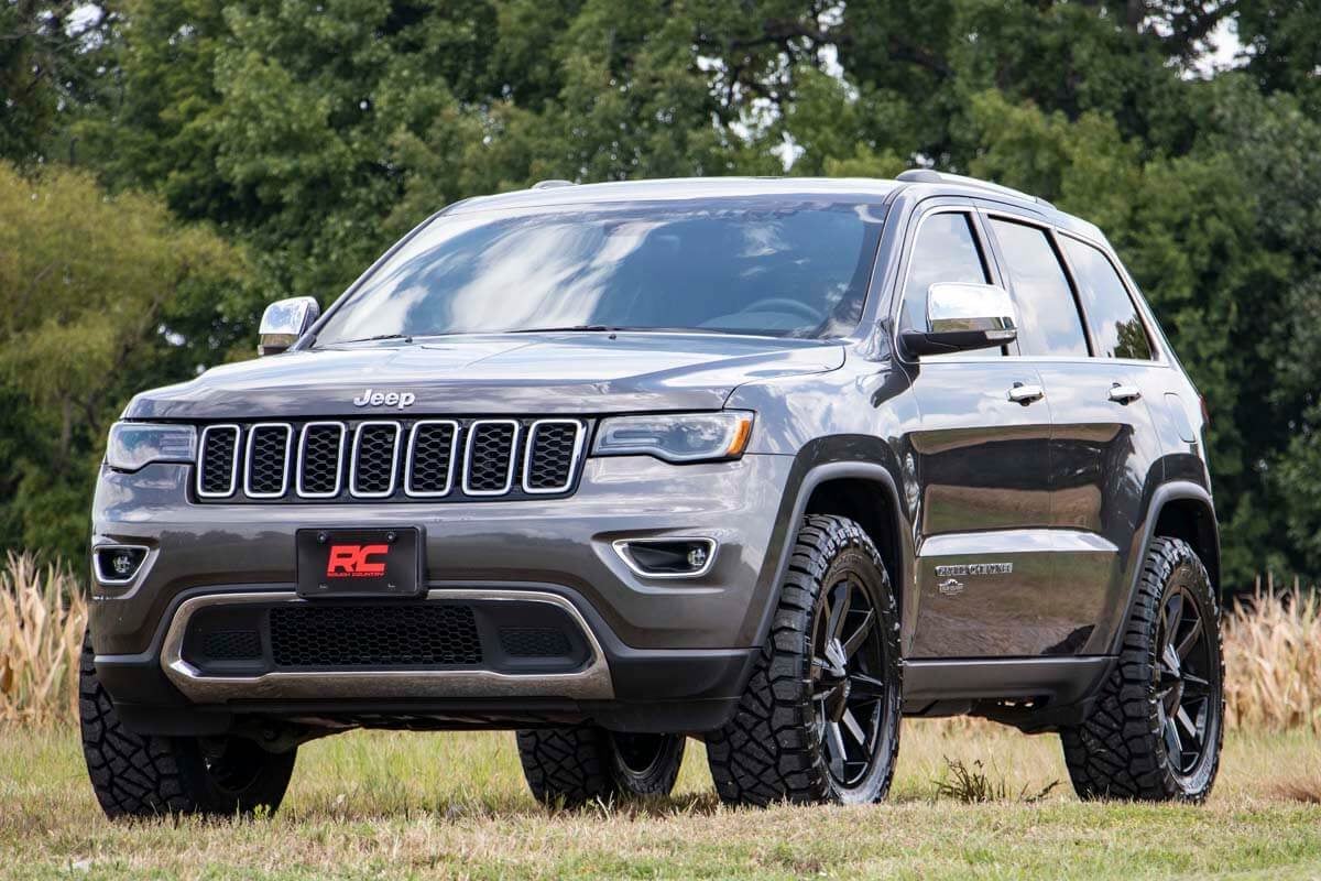 2.5 Inch Lift Kit Jeep Grand Cherokee WK2 2WD/4WD (2011-2022) Rough Country