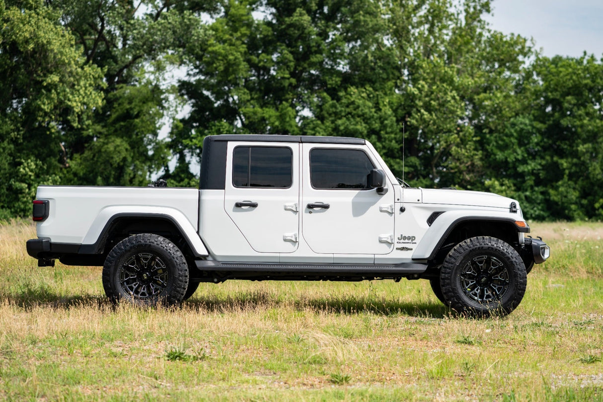 2.5 Inch Leveling Kit Spacers V2 Jeep Gladiator JT 4WD (2024-2025) Rough Country