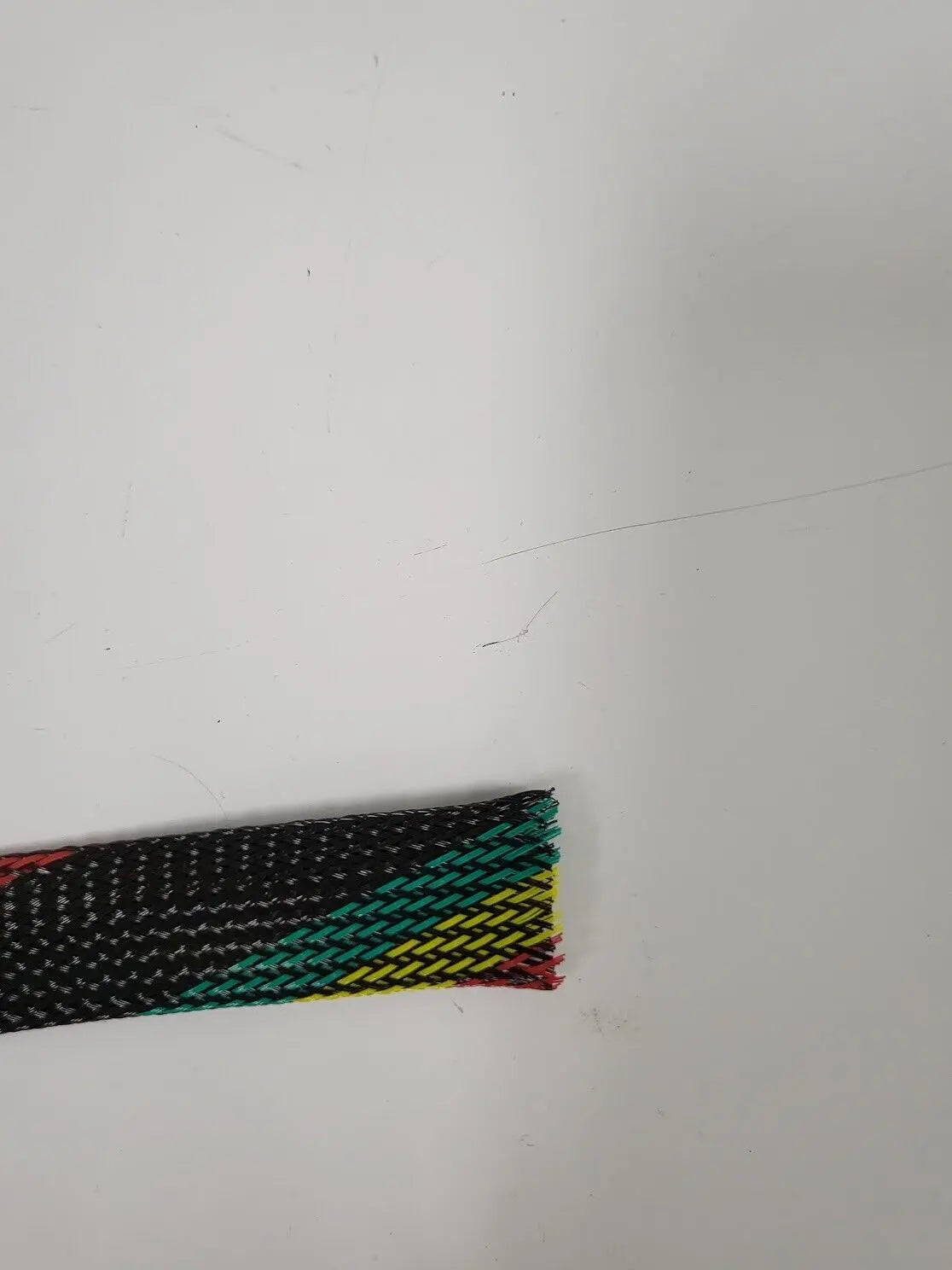 25 FT 3/4" BLACK WITH RED YELLOW GREEN STRIPE PET EXPANDO SLEEVING BRAID AC/DC WIRE AND SUPPLY
