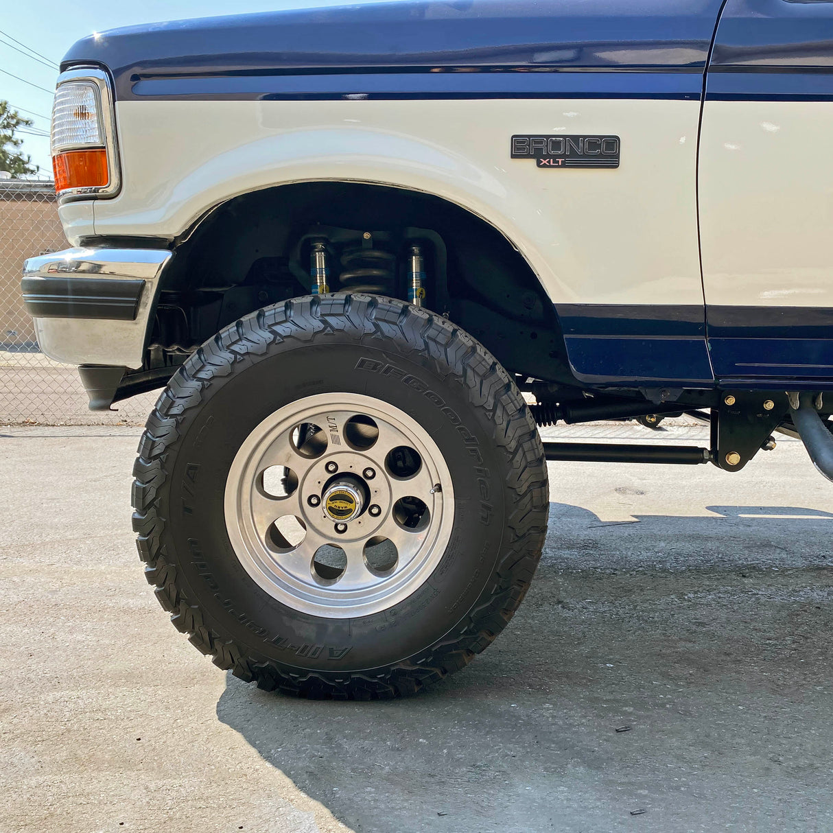 Desolate Motorsports Complete 6" Lift Kit - 1980-1996 Ford F150/Bronco Desolate Motorsports