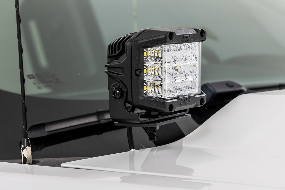 LED Ditch Light Kit 3in OSRAM Pair Wide Silverado/Sierra 1500 (14-18 & Classic) Rough Country