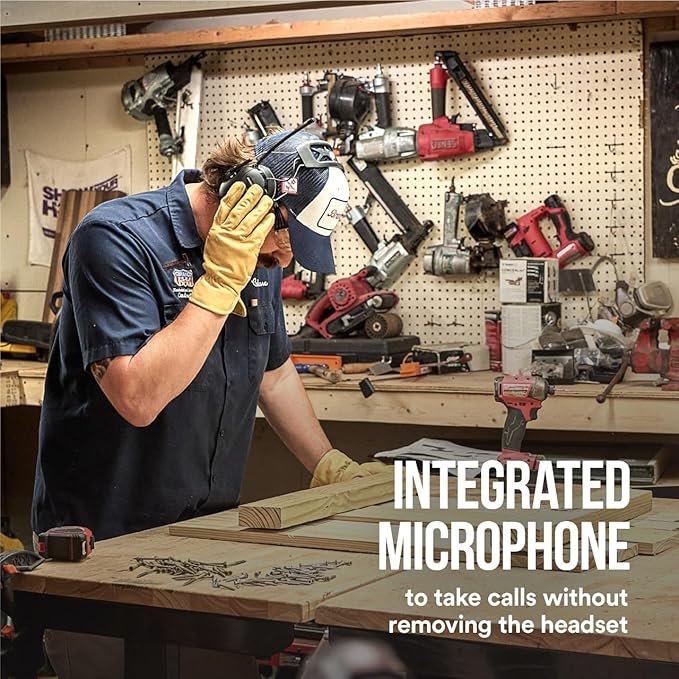 3M™ WorkTunes™ AM/FM Hearing Protector with Audio Assist 3M