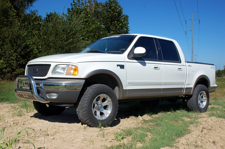 2.5 Inch Leveling Kit Ford F-150 4WD (1997-2003) Rough Country