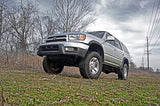 3 Inch Lift Kit N3 Struts Toyota 4Runner 2WD/4WD (1996-2002) Rough Country