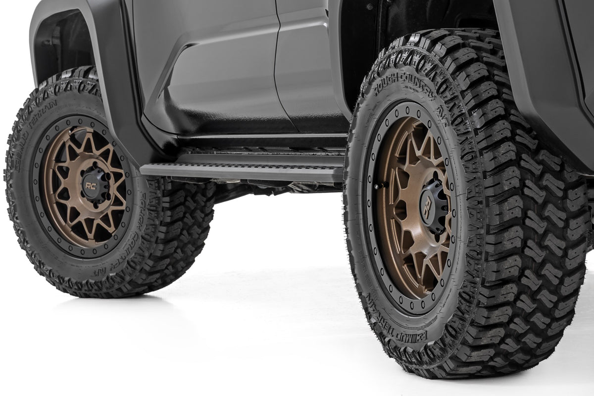 78 Series Wheel Simulated Beadlock Bronze/Black 18x9 6x135 0mm Rough Country