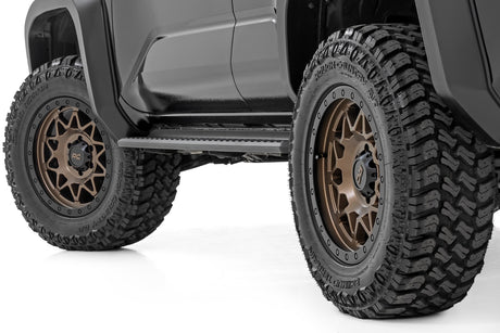 78 Series Wheel Simulated Beadlock Bronze/Black 18x9 5x5.5 -12mm Rough Country