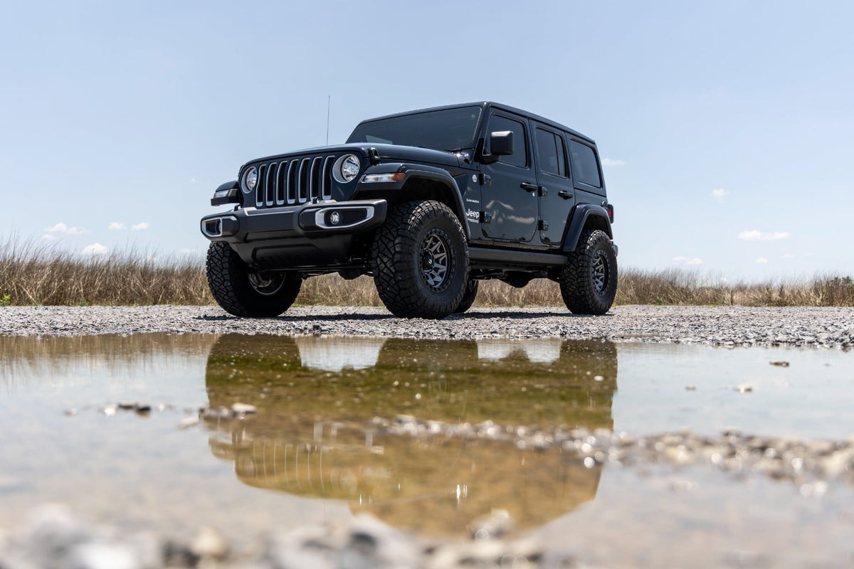 2.5 Inch Lift Kit Coils V2 Jeep Wrangler Unlimited Non-Rubicon 4WD (2024-2026) Rough Country