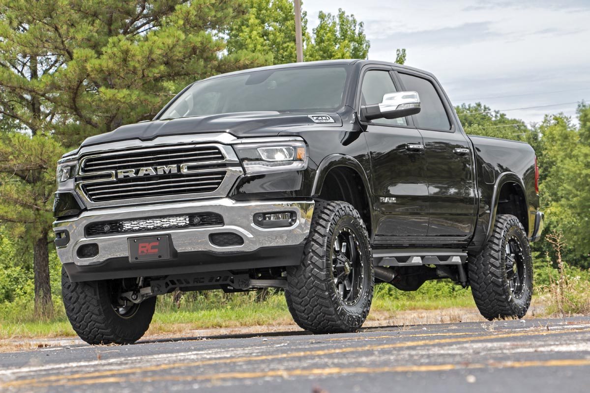 LED Light Kit Bumper Mount 20 Inch Spectrum Dual Row Ram 1500 (19-24) Rough Country