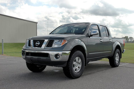 2.5 Inch Leveling Kit Red Spacers Front Nissan Frontier (05-26)/Xterra (05-15) Rough Country