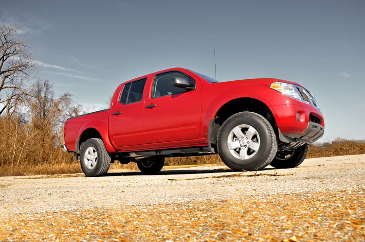 2.5 Inch Leveling Kit Nissan Frontier (05-26)/Xterra (05-15) Rough Country