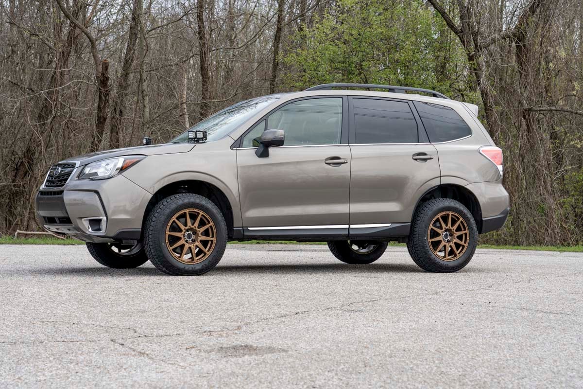 2 Inch Lift Kit Subaru Forester 4WD (2014-2018) Rough Country