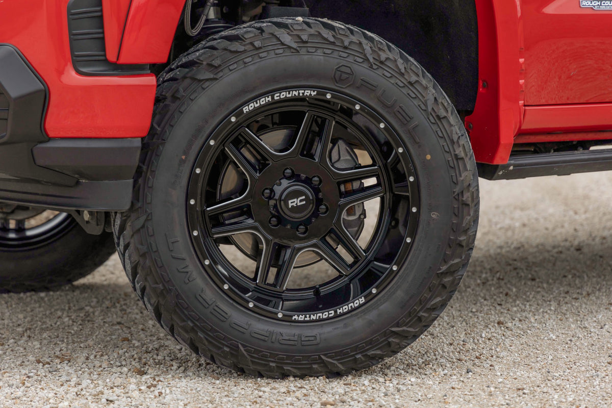 92 Series Wheel Machined One-Piece Gloss Black 18x9 6x5.5 +18mm Rough Country