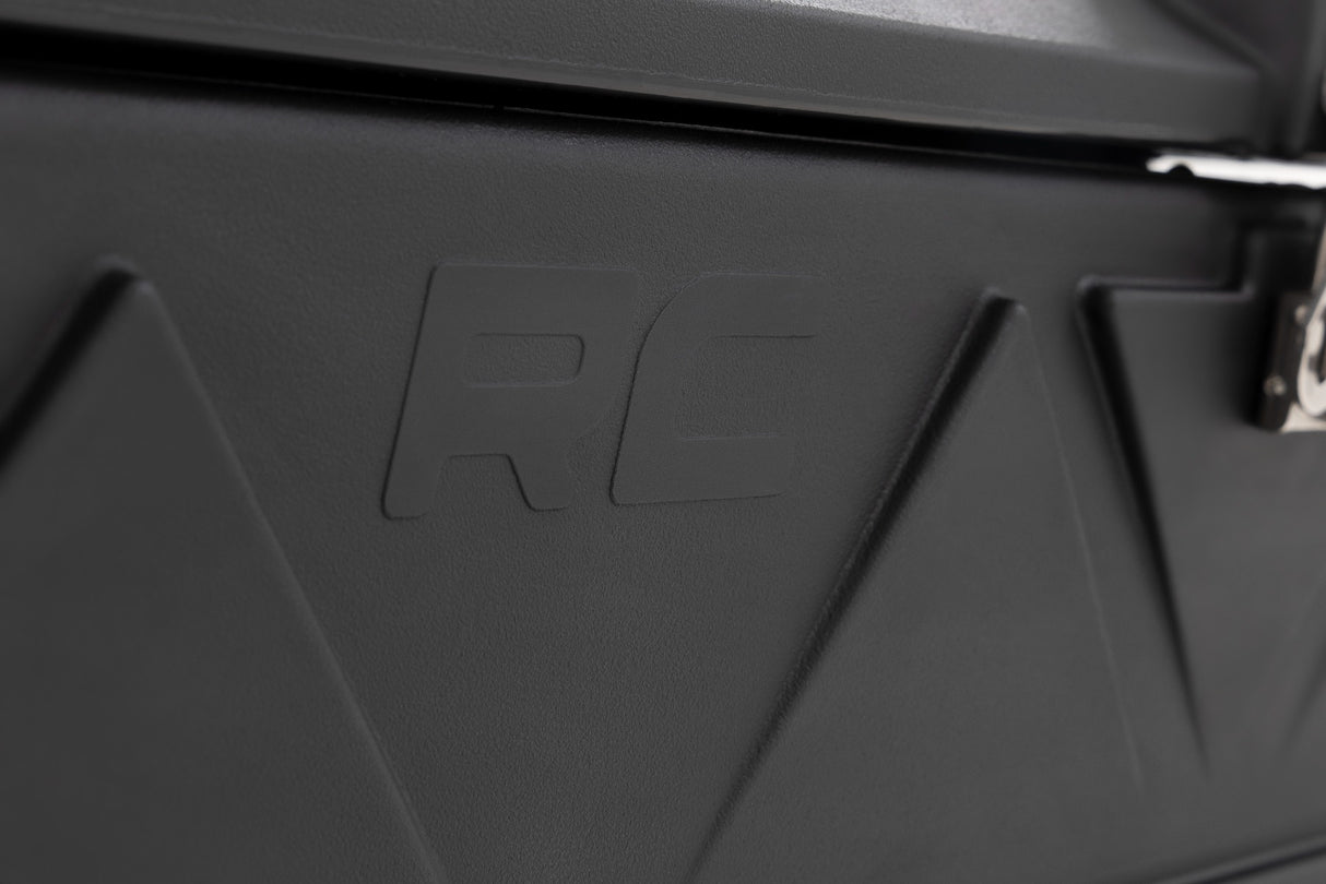 Cargo Box 2 & 4 Seater Can-Am Maverick X3 Rough Country