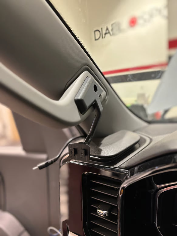 2022.5-2026 Sierra 1500/2500/3500 EDGE A-Pillar Display Mount (28604)