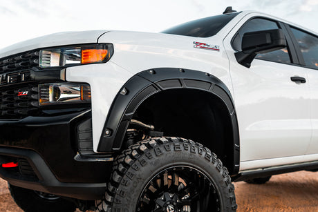 Fender Flares Defender GBA Black Chevy Silverado 1500 2WD/4WD (19-26) Rough Country