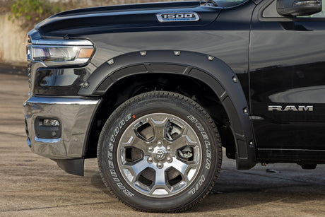 Fender Flares Defender Gloss Black Ram 1500 2WD/4WD (2025-2026) Rough Country