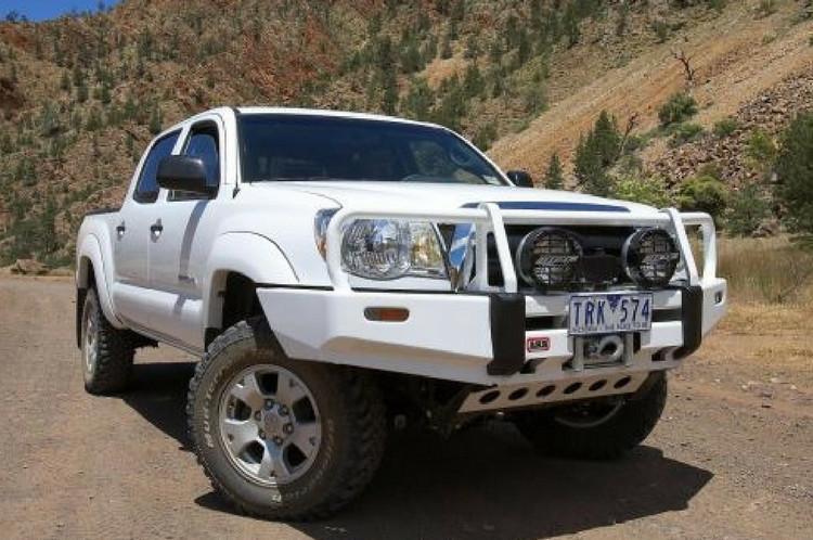ARB 3423030B Toyota Tacoma 2005-2011 Deluxe Front Bumper Winch Ready with Grille Guard, Black Powder Coat Finish
