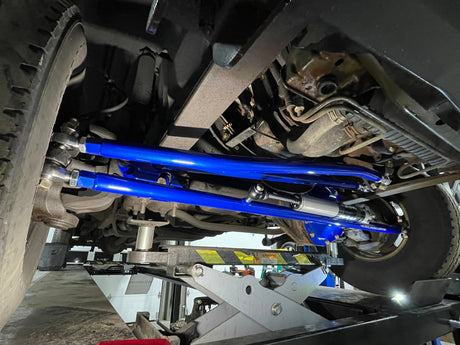 99-04 Ford Super Duty Steering Kit Far From Stock