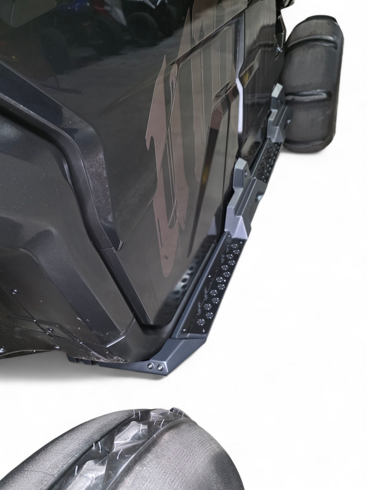 2016+ Can Am Defender HD10 Rock Steps (4 Seat) www.elektricoffroad.com
