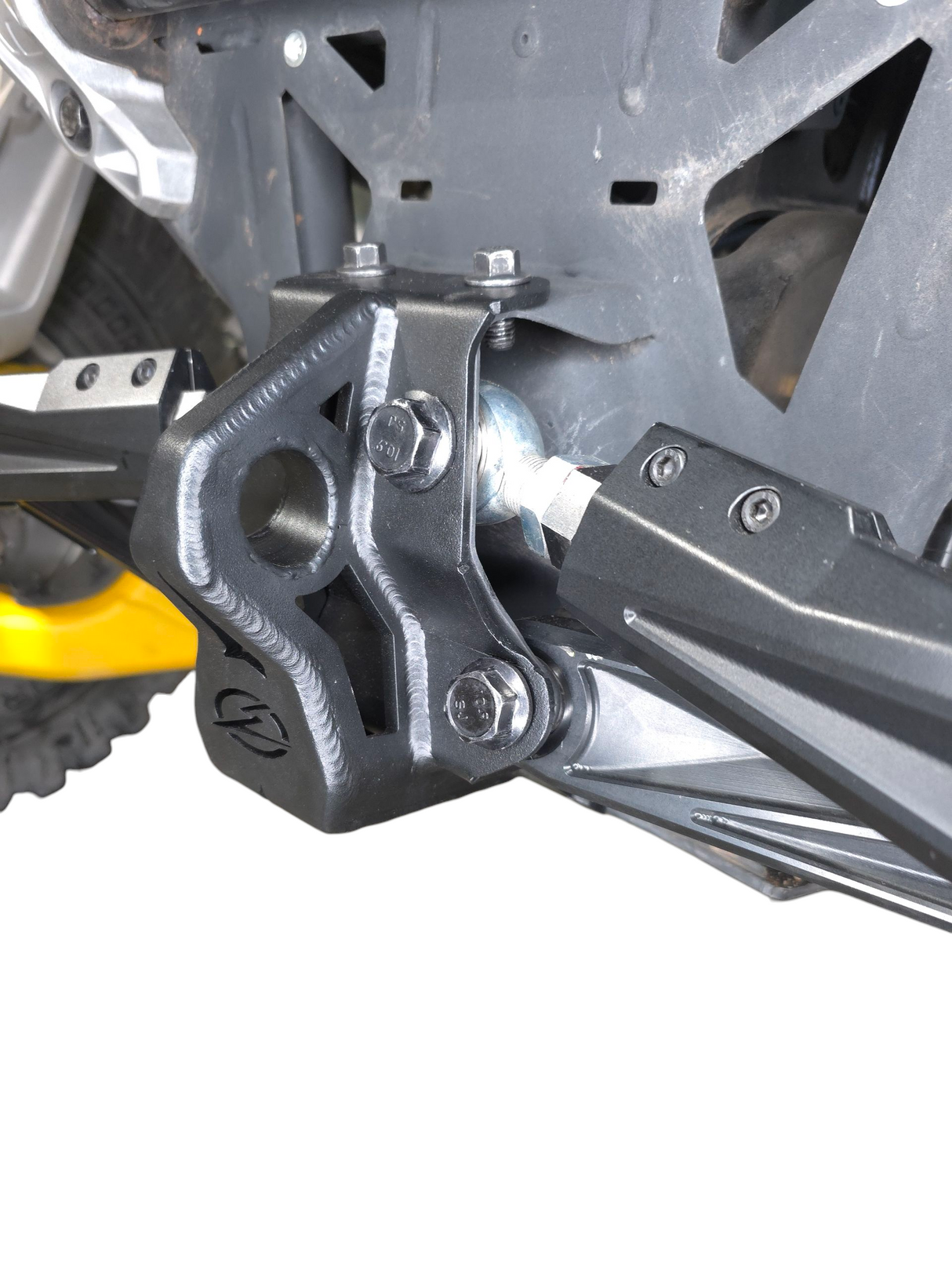 2024-26 Can Am Maverick R Sheet Metal Radius Rod Plate (4 Seat) Works with both RC models www.elektricoffroad.com
