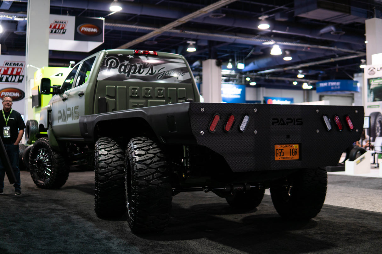 2020 Chevy 5500 6x6 Flat Bed Papis