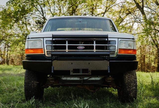 Complete Performance Six Piece Factory Style Headlight Kit - 1992-1997 Ford F-Series & Bronco Complete Performance