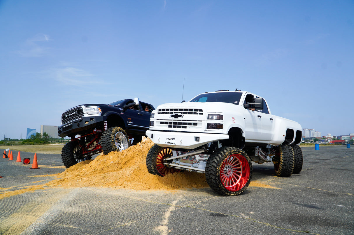 2020 Chevy 5500 6x6 Papis