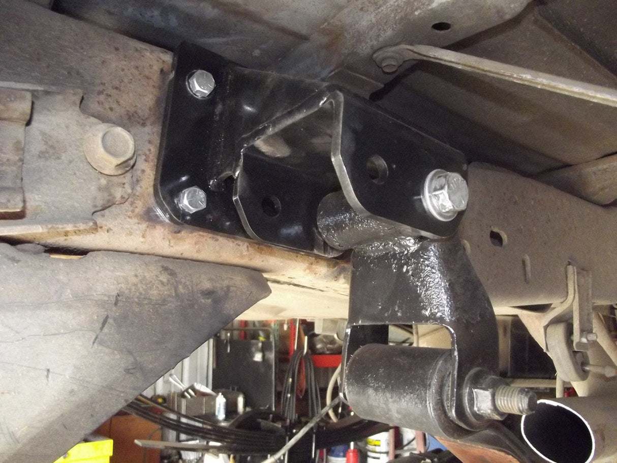 2" & 4.5" Rear Shackle Flip Kits - 1978-1997 Ford F-Series Sky's Offroad Design