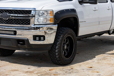 Pocket Fender Flares 6 Foot 7 Inch & 8 Foot Bed Chevy Silverado 1500/2500HD/3500HD (07-14) Rough Country