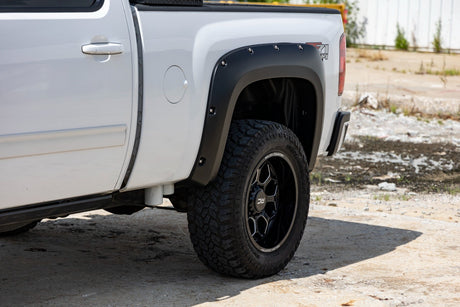 Pocket Fender Flares 6 Foot 7 Inch & 8 Foot Bed Chevy Silverado 1500/2500HD/3500HD (07-14) Rough Country