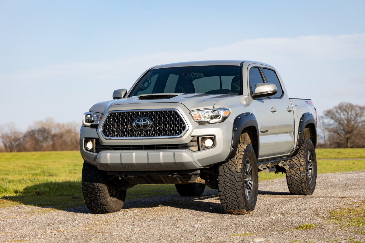 Pocket Fender Flares 202 Black Onyx Toyota Tacoma 2WD/4WD (2016-2023) Rough Country
