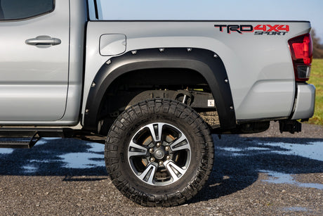 Pocket Fender Flares 202 Black Onyx Toyota Tacoma 2WD/4WD (2016-2023) Rough Country