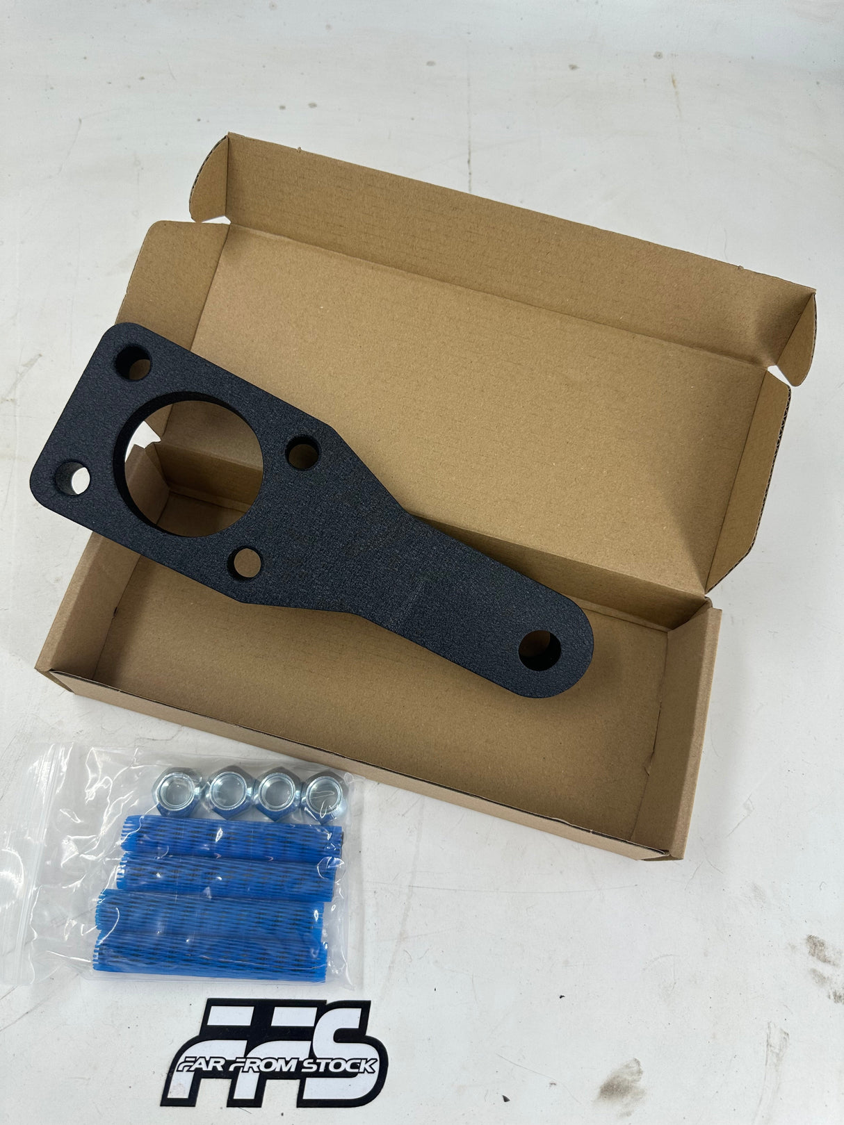 Passenger Side Dana 60 High Steer Arm and Components Far From Stock