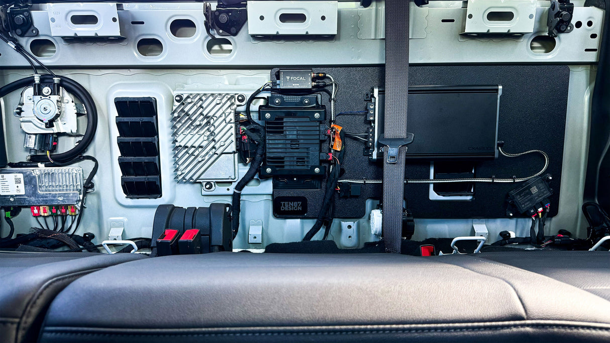 Kicker Loaded Subwoofer 1200wrms Amplifier Rack for 2019+ GMC/Chevy BOSE Trucks Sounds Good Stereo