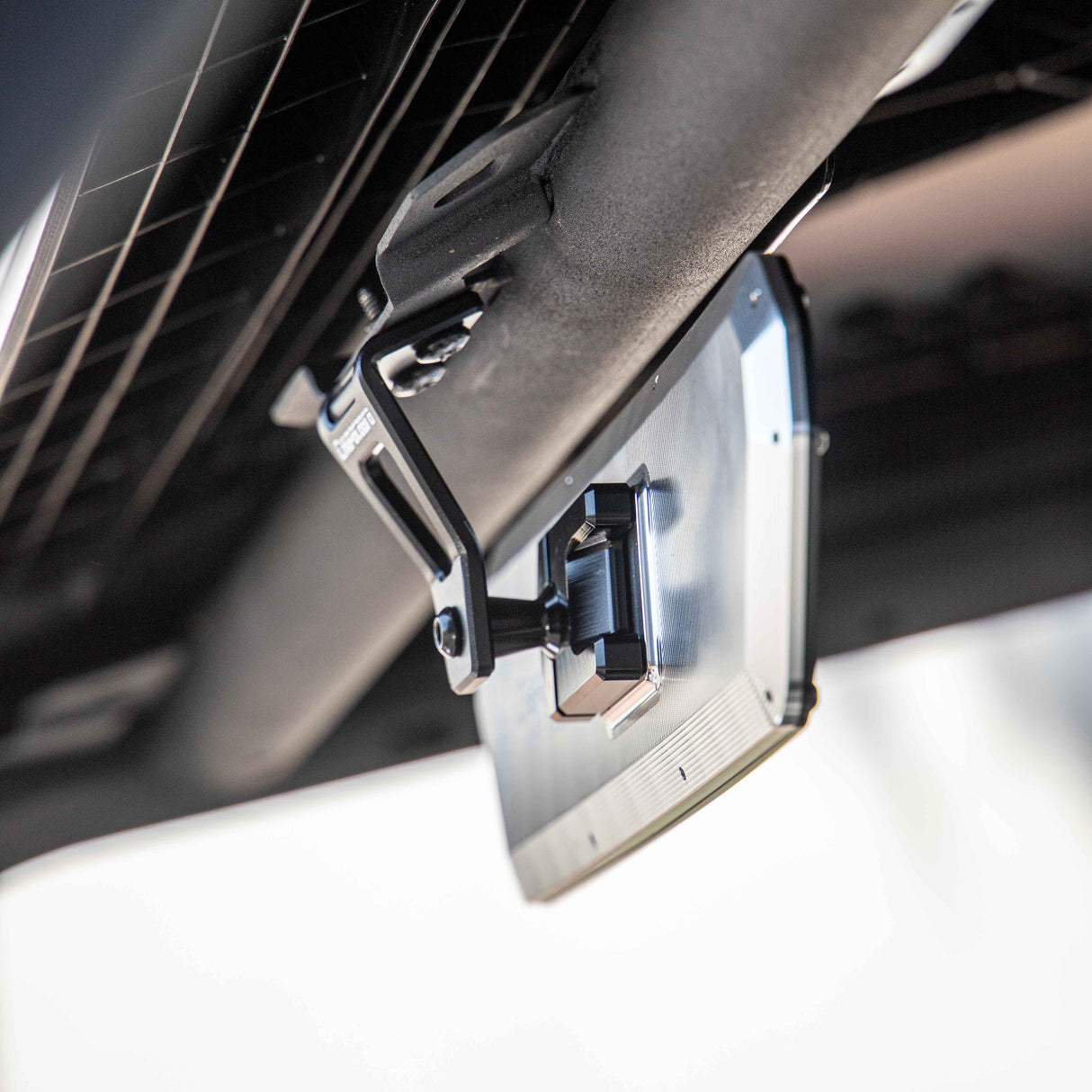 Maverick Sport / Commander Center Mirror Mount Chupacabra Offroad
