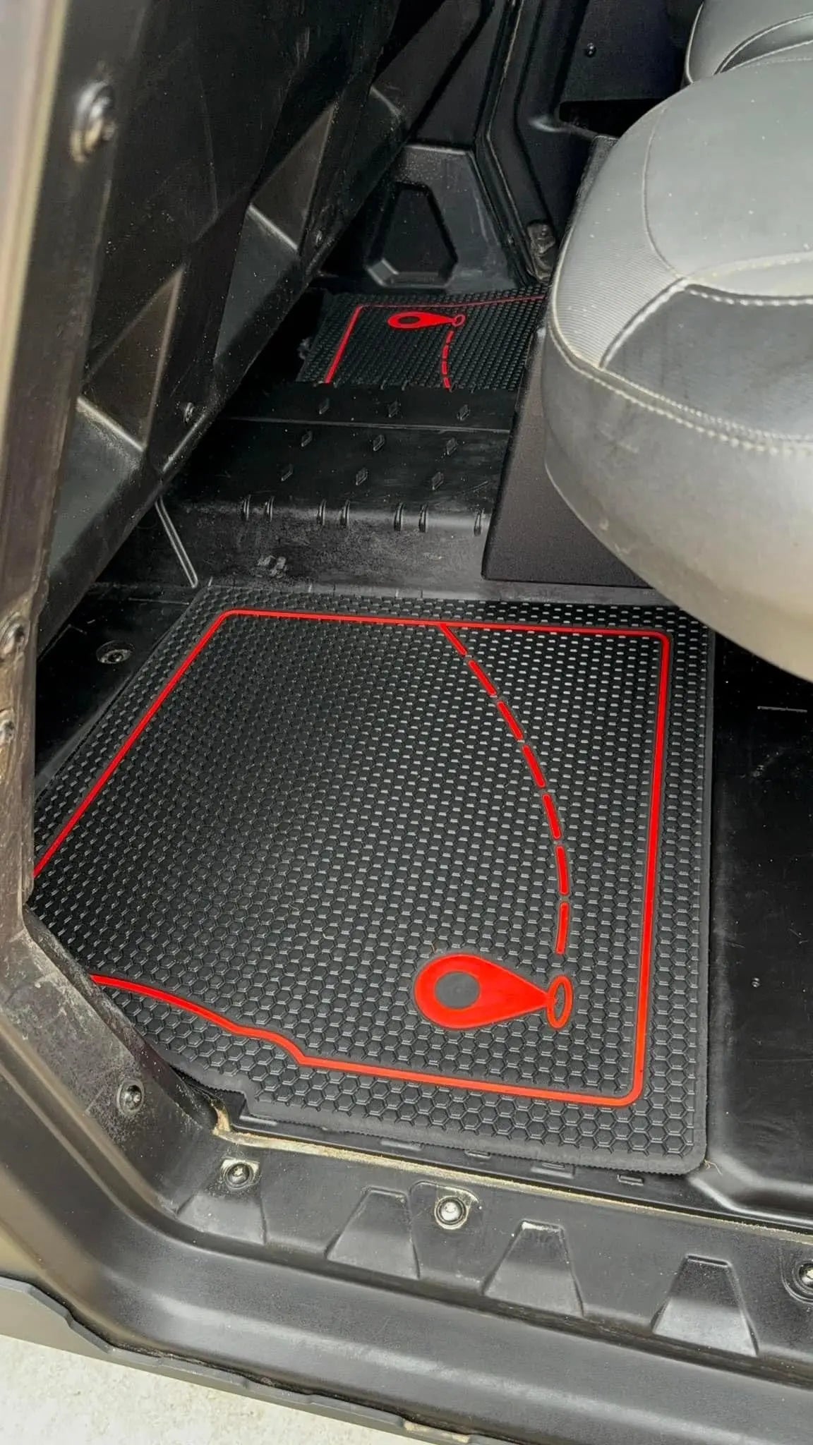 Can-Am Defender Custom Floor Mats 2D/4D Southern Xtreme Sounds