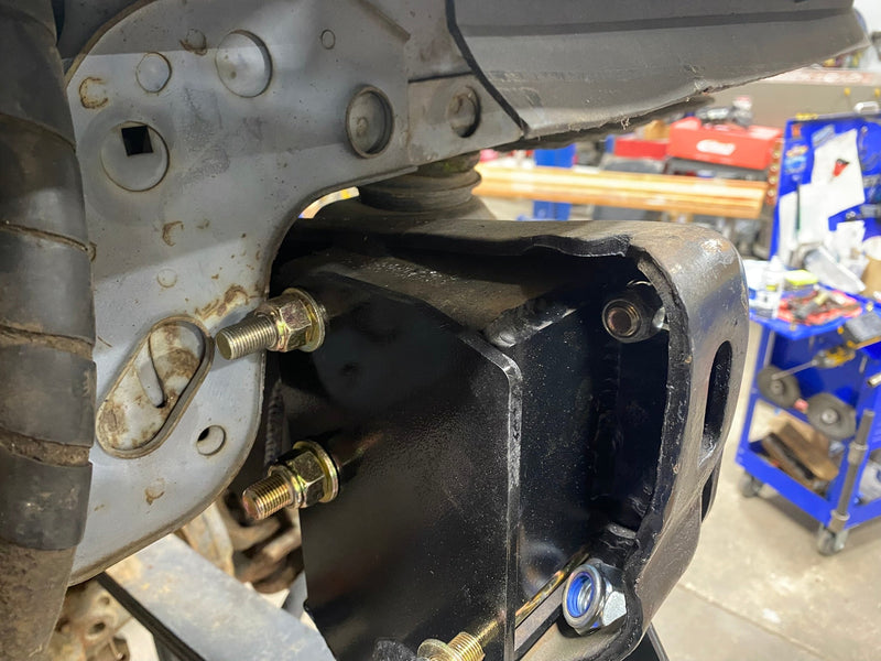 2" Front Shackle Reversal SUPER DUTY AXLE CONVERSION - 1985-1991 Ford F-Series