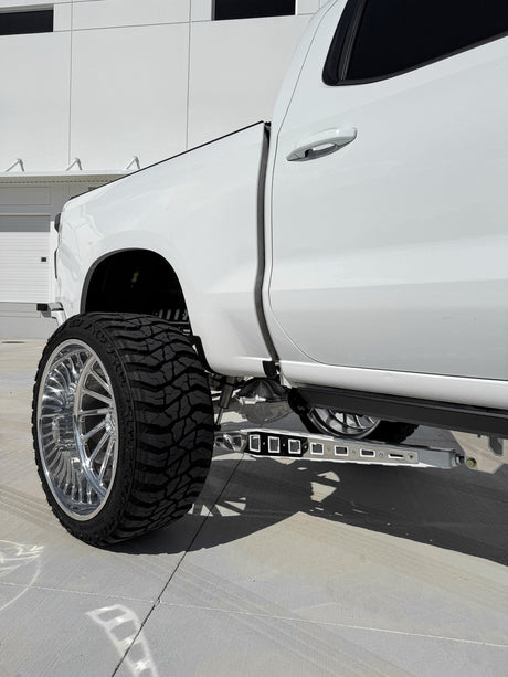 2021 Chevy 1500 14 Inch Lift Papis