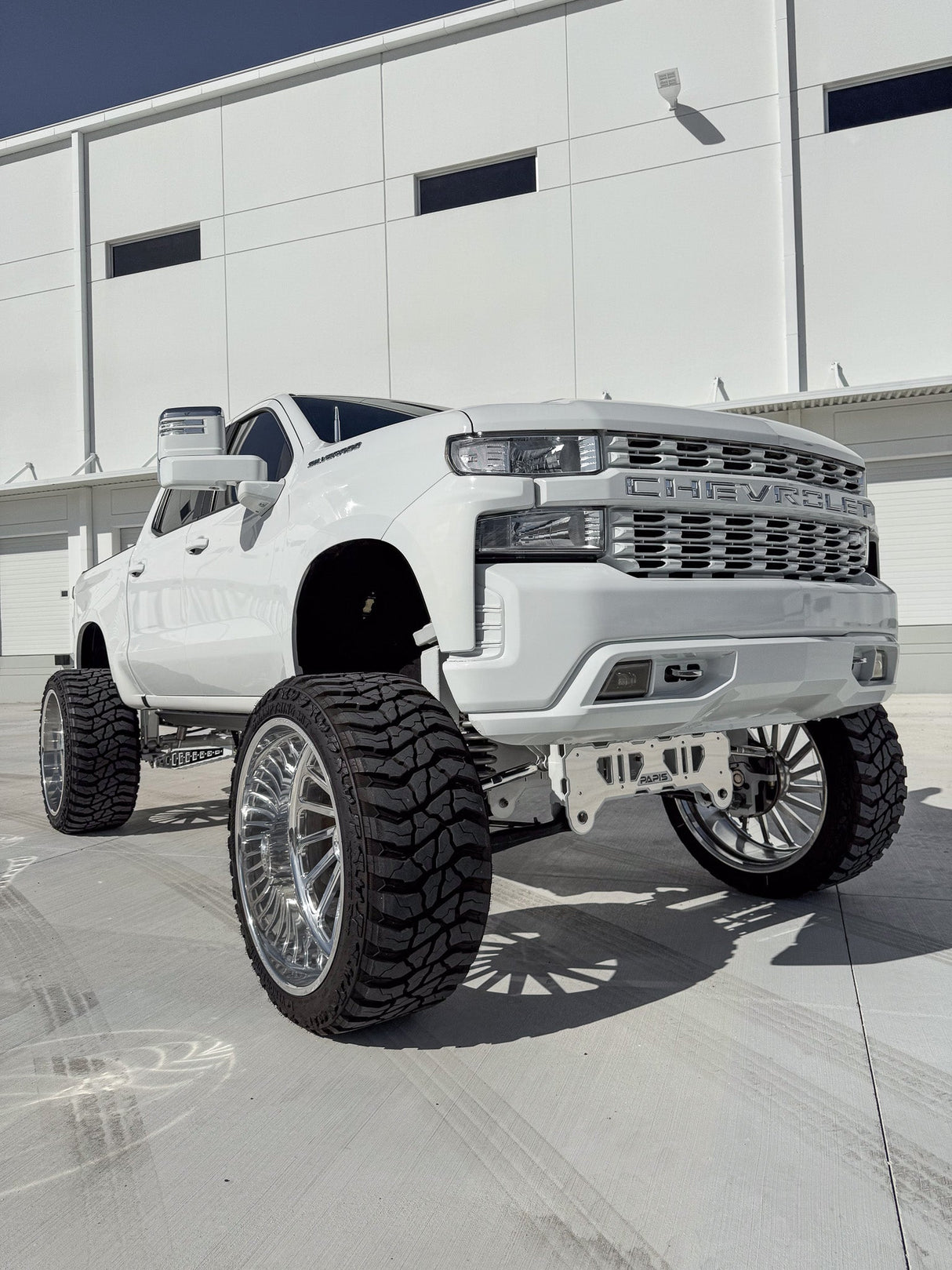2021 Chevy 1500 14 Inch Lift Papis