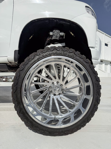 2021 Chevy 1500 14 Inch Lift Papis