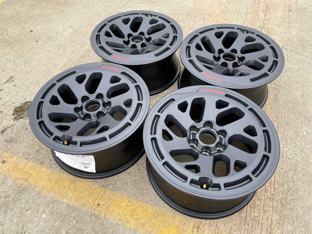 17" Nissan Frontier X-PRO OEM Desert Runner wheels rims 2024 2025 2026 NEW Texas Truck Tire