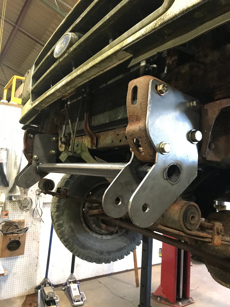 2" Front Shackle Reversal (Super Duty Spring) - 1985-1991 Ford F-Series