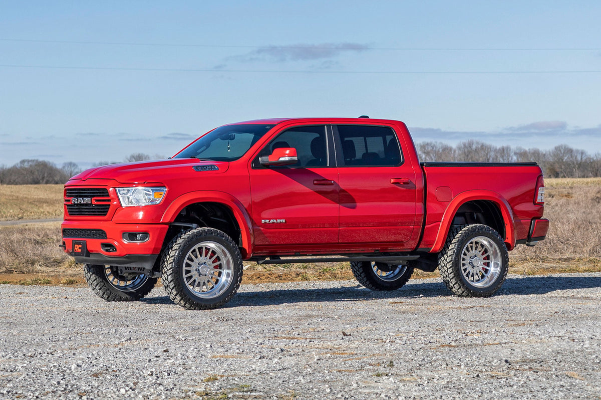 Power Running Boards Dual Electric Motor Crew Cab Ram 1500 (19-26)/1500 TRX (21-24) Rough Country