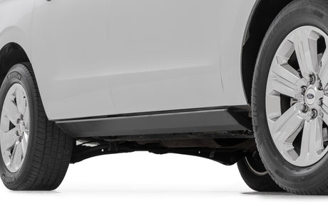 Power Running Boards Dual Electric Motor Ford Expedition 2WD/4WD (18-25) Rough Country