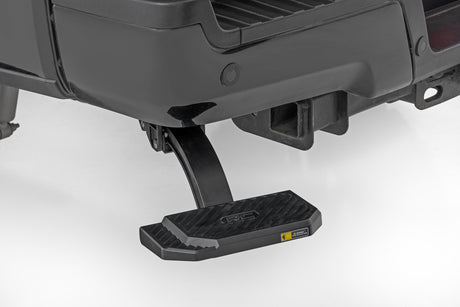 Retractable Bed Step Manual Pull Ford F-250/F-350 Super Duty (17-22) Rough Country