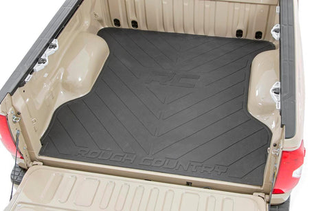 Bed Mat 5 Foot 7 Inch Bed RC Logo Toyota Tundra 2WD/4WD (2007-2021) Rough Country