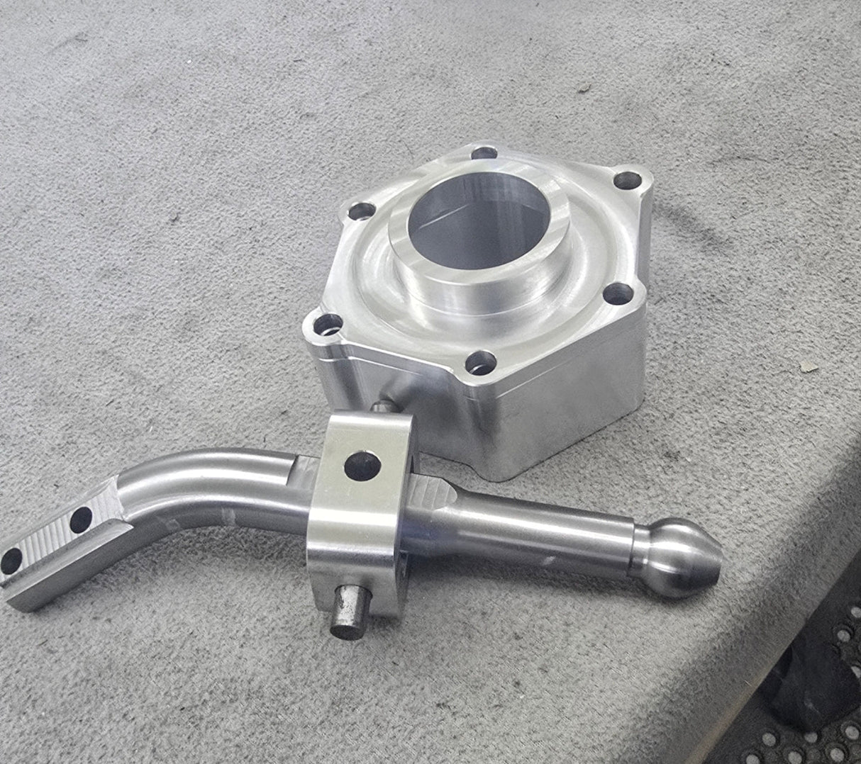 Diesels and Dirtbags ZF6 Short Throw Shifter & Tower Kit  - 1999-2003 Ford F-Series Diesels and Dirtbags