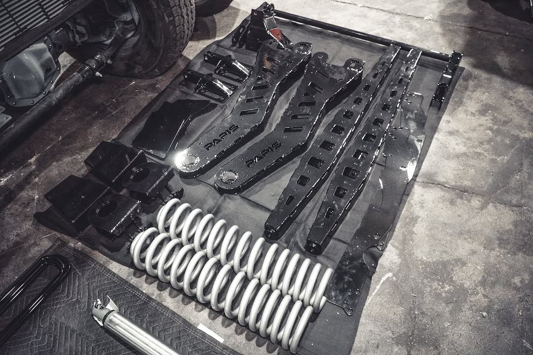 2022 F250 9 inch lift kit Papis